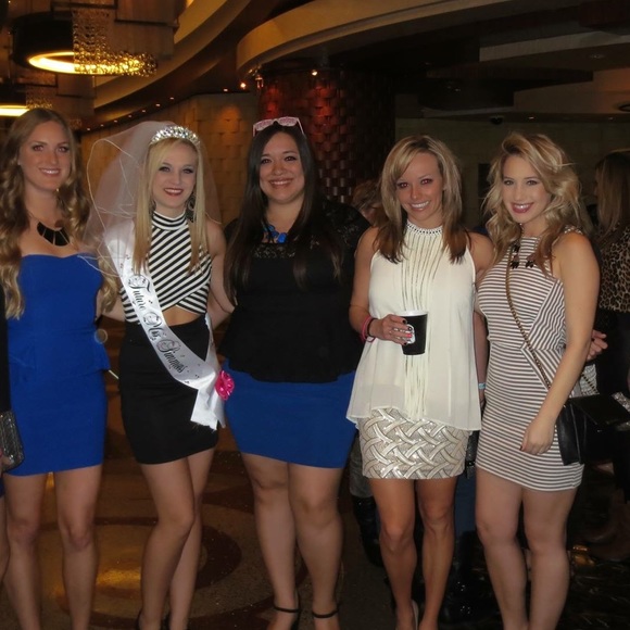 Stripe Dress - Picture 3 of 5